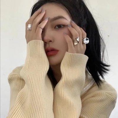 情迷希拉曼地：璀璨名姝